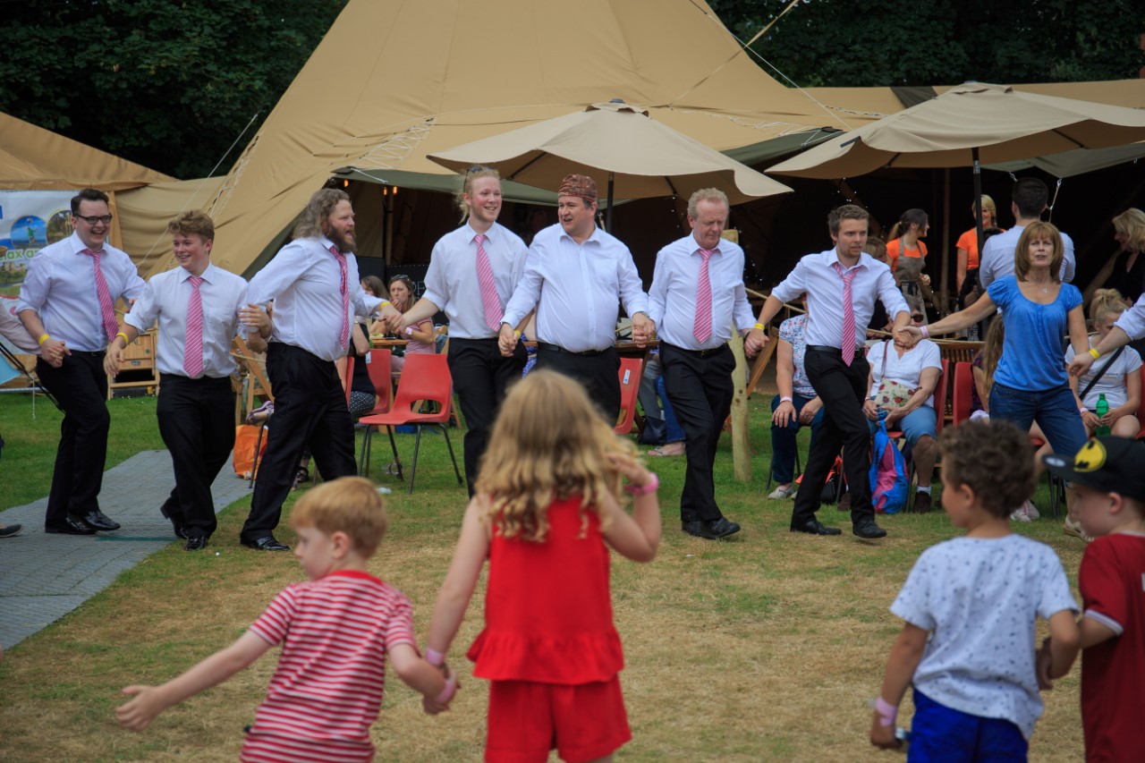 Llangollen Eisteddfod choir dancing